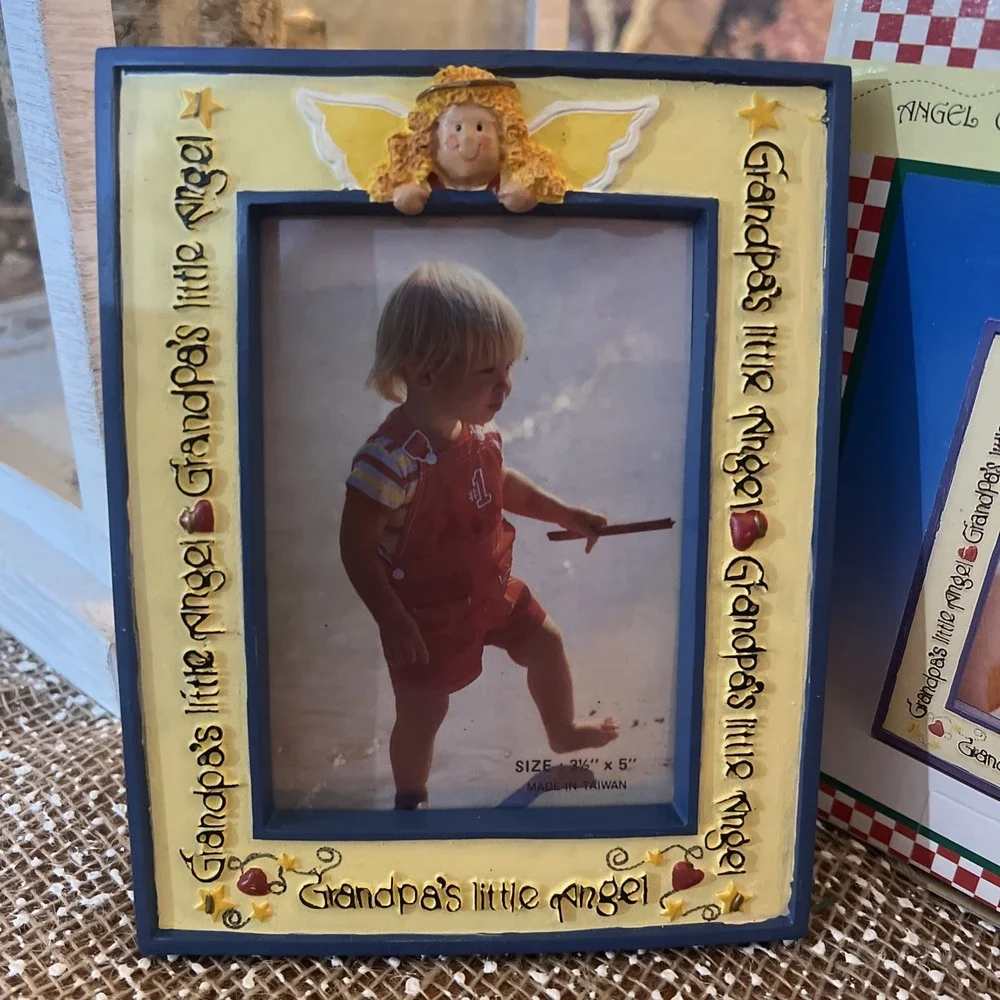Grandma's little Angel Vintage picture‎ frame From 1975